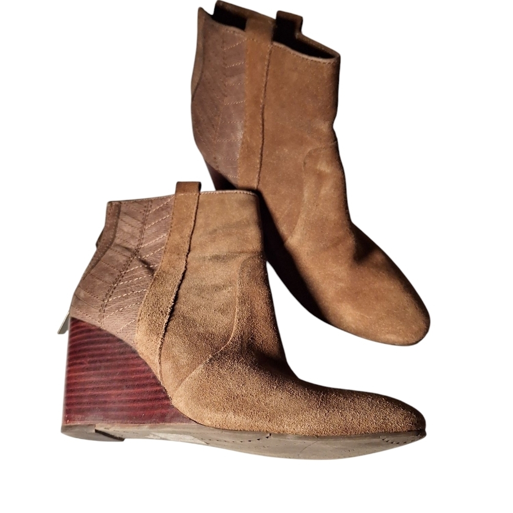 Dolce Vita Brown Suede Leather Heeled Booties Wedge Ladies 8 Boho Hippie Grandma